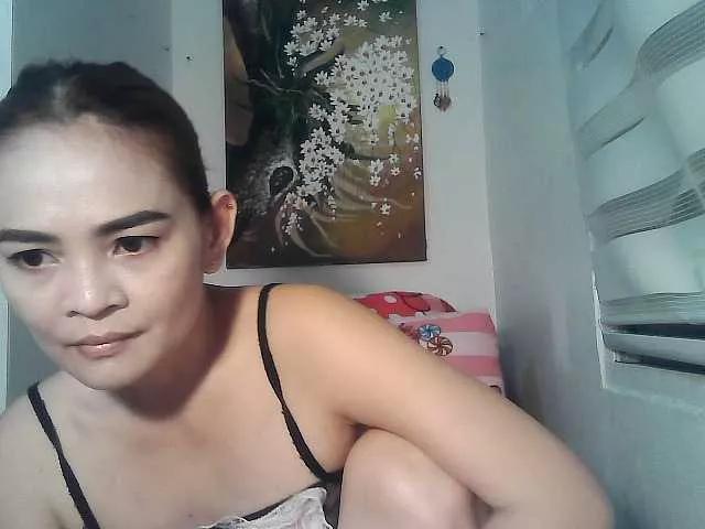lilymaepinay on BongaCams 