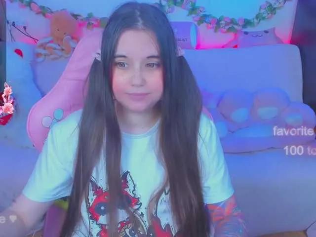 LittleKitsune on BongaCams 
