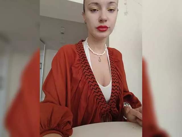 Lola3000 on BongaCams 