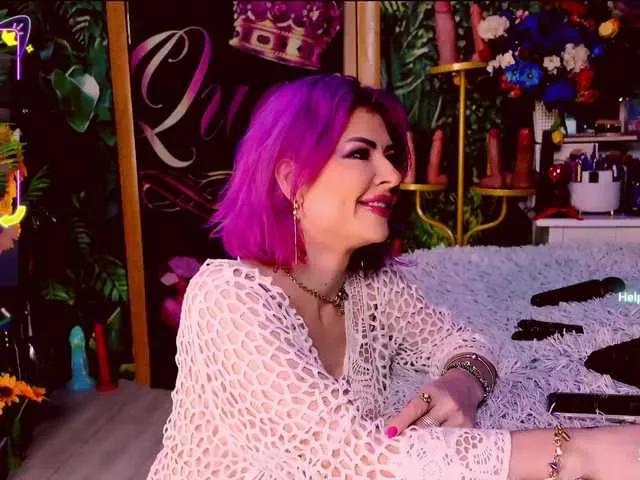 Avatar of LolaHornyXXX