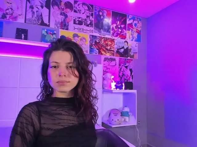 LolaMustaine on BongaCams 