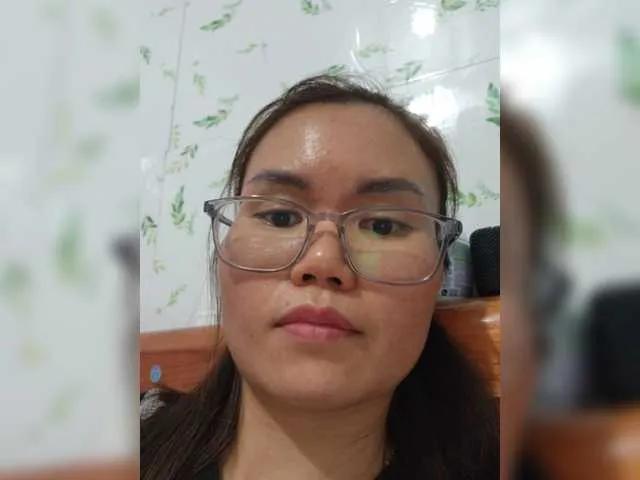 Lyly239 on BongaCams