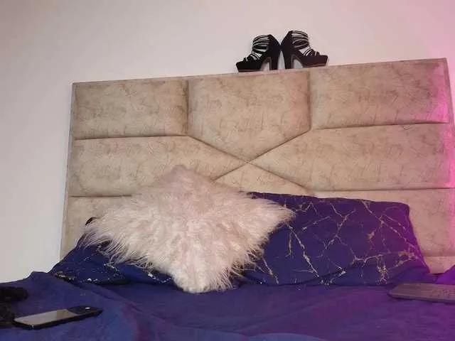 madissonMoon on BongaCams