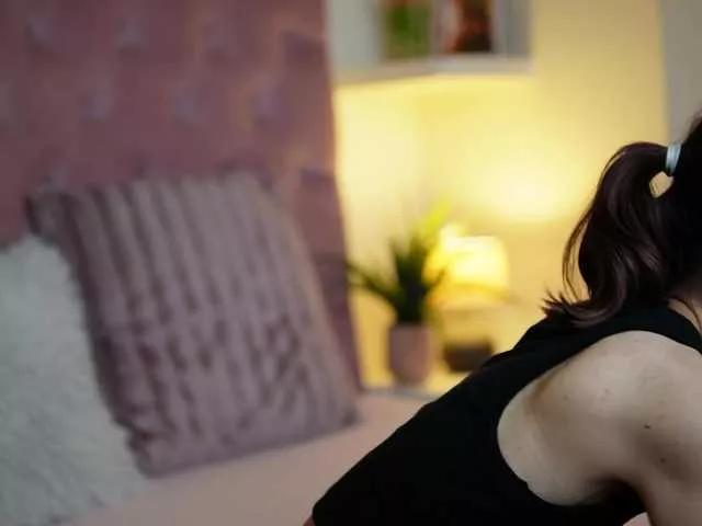 MaiaMini on BongaCams 