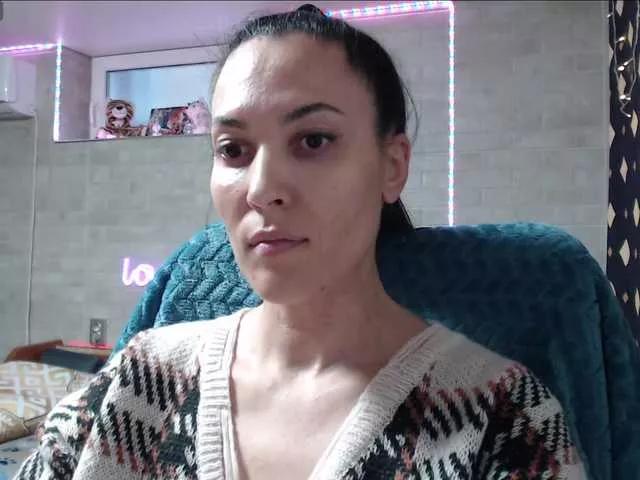 Marina4Love on BongaCams
