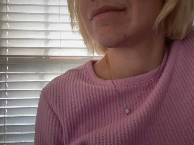 mermaidlexi on BongaCams 