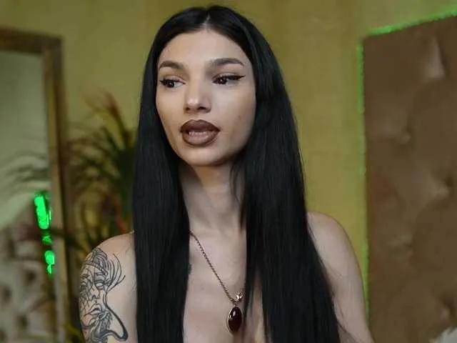 MiamiCandy on BongaCams 