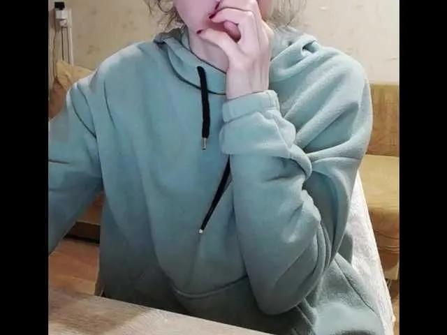 Mint-Lime on BongaCams