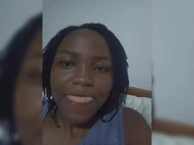 Miss-Atlai on BongaCams 