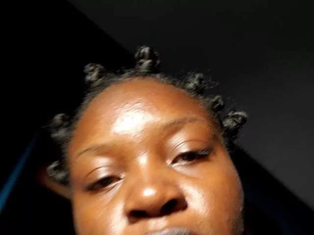Missaquarium237 on BongaCams 