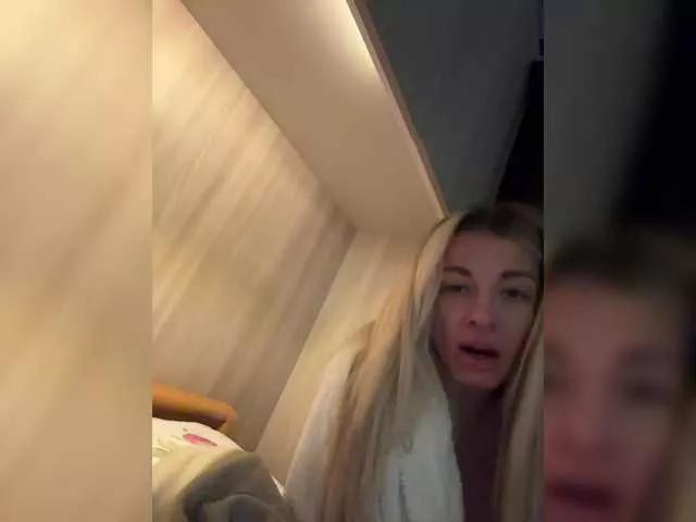 MissKarolin on BongaCams 
