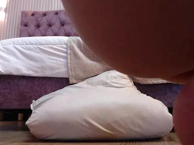 MollyyCruz on BongaCams 