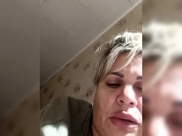 murr-kitty on BongaCams 