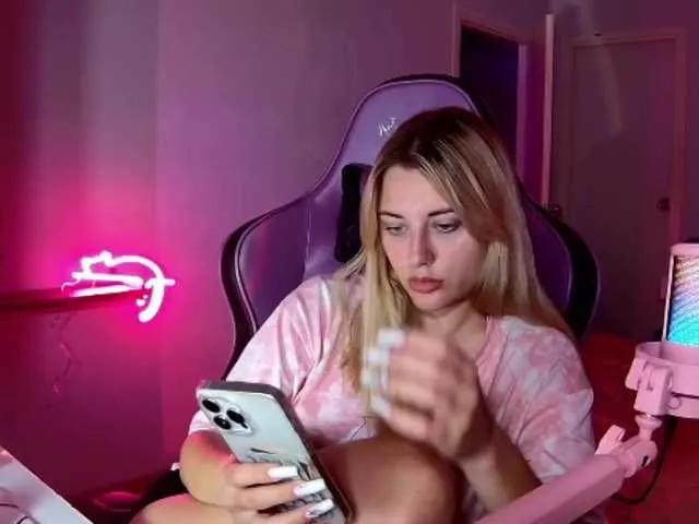 MyBellaStone on BongaCams