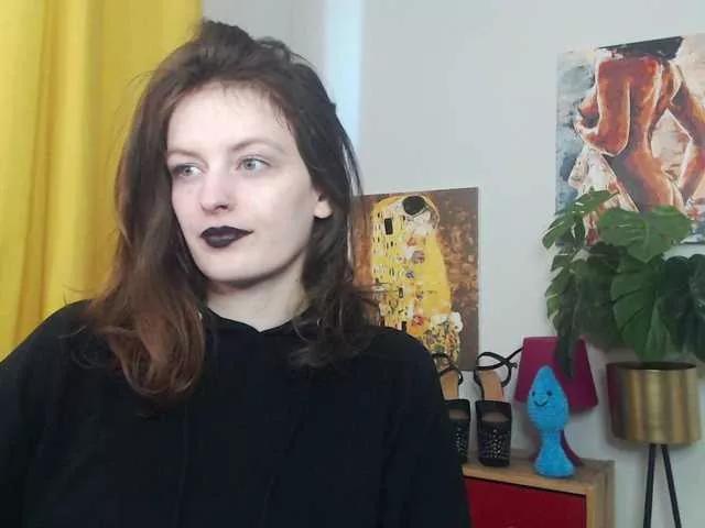 NadineGold