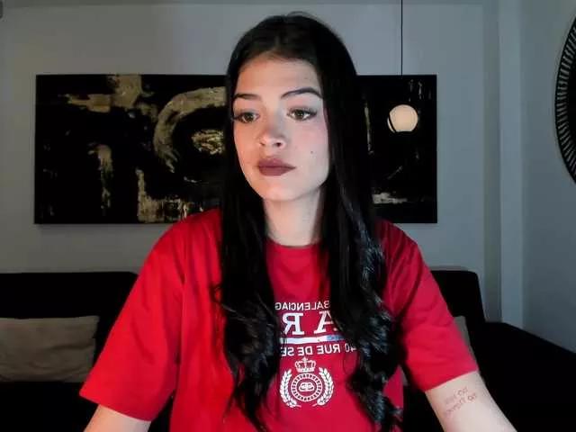 NiaMiller