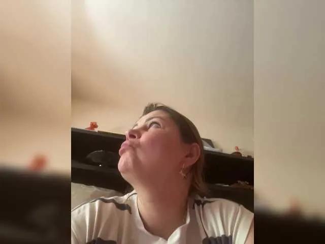 PEETRAA on BongaCams