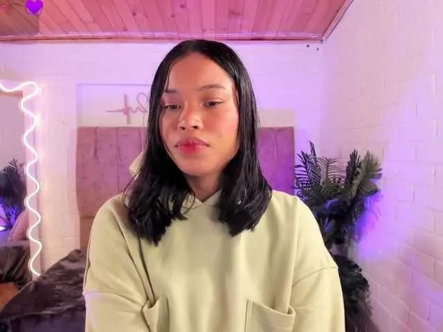 penelope-tay on BongaCams 