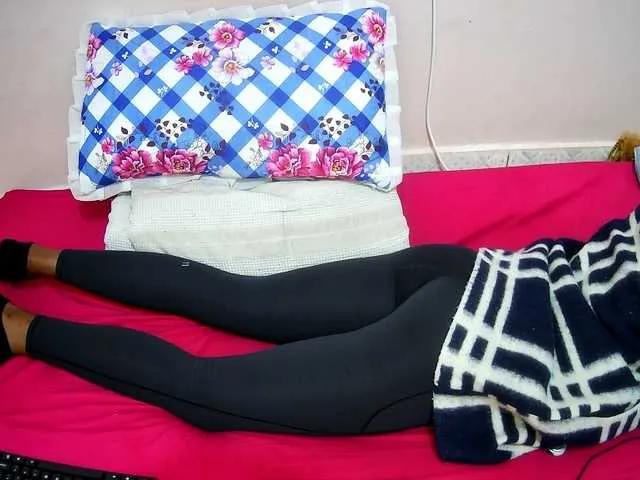 petite-tasha on BongaCams