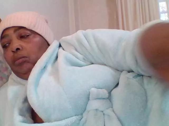 pussylips53 on BongaCams 