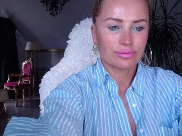 rossalinda on BongaCams 