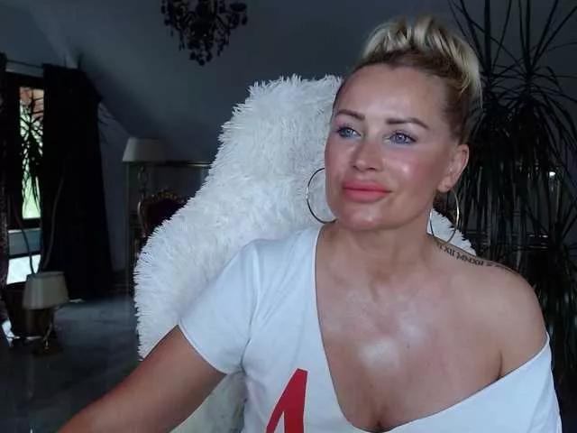 rossalinda on BongaCams 