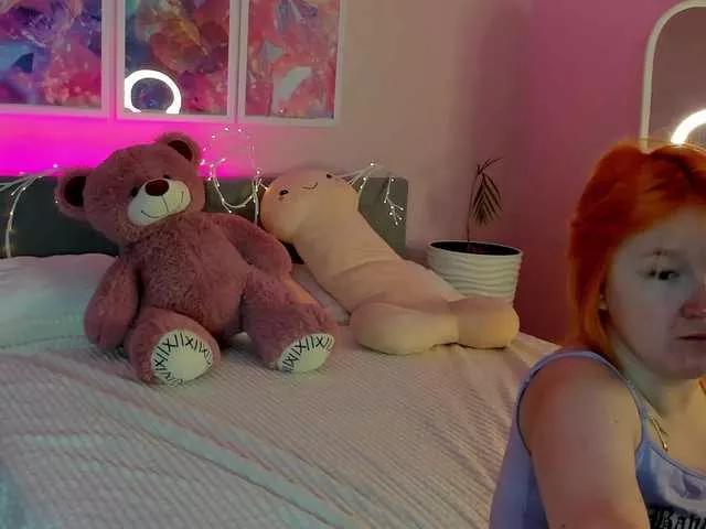 Sara-Moor on BongaCams 