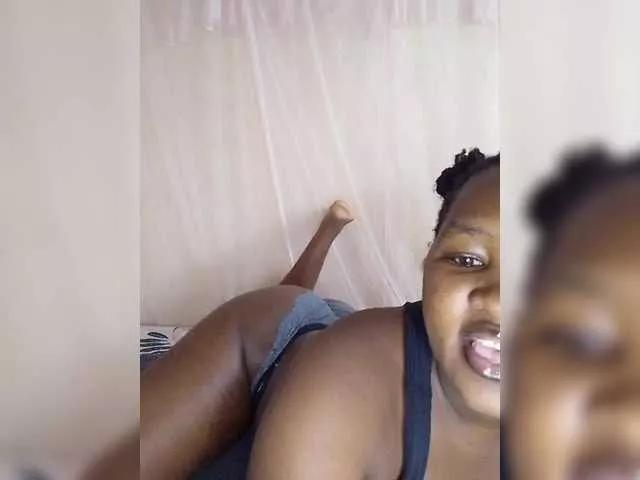 Sassyj3 on BongaCams 
