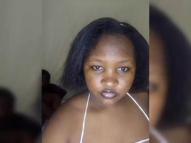 Sassyj3 on BongaCams 