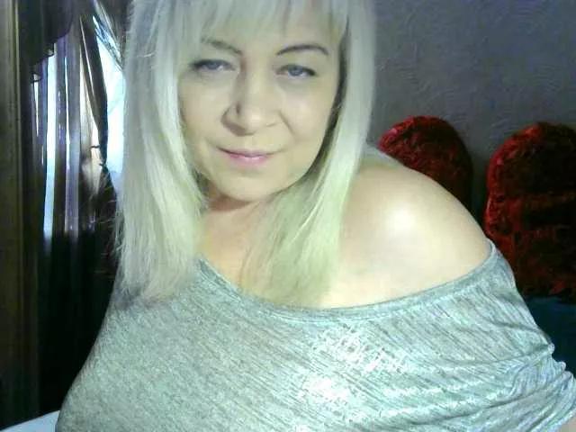 Savan35na on BongaCams 