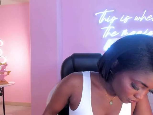 SavannahStorm on BongaCams