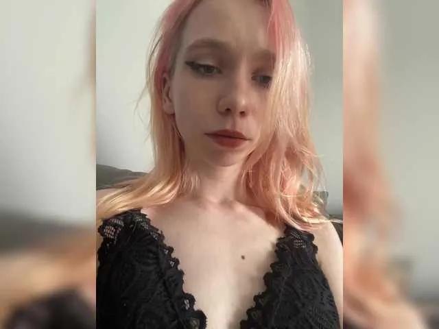 Shalfy on BongaCams