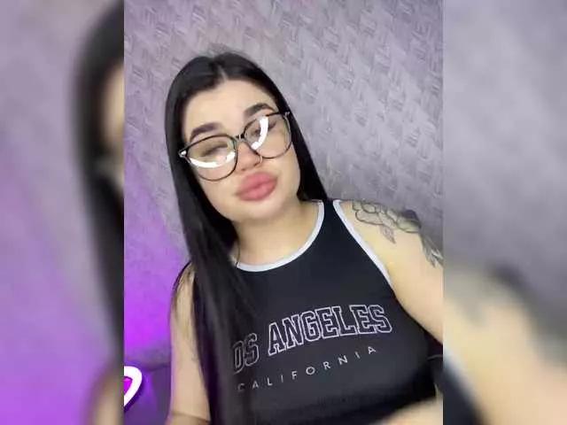 suchka-black- on BongaCams 