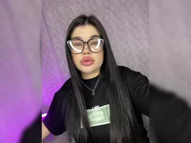 suchka-black- on BongaCams 