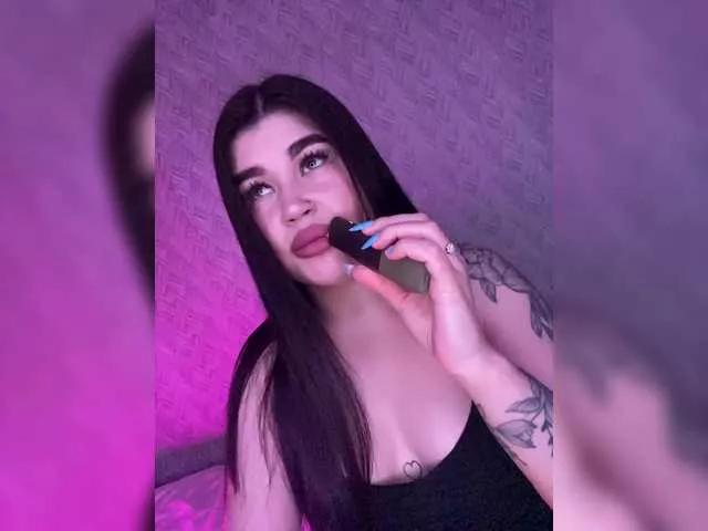 suchka-black- on BongaCams 