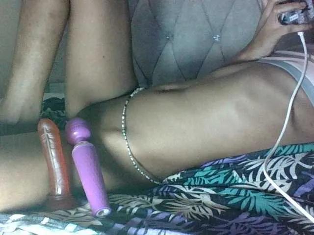 Sweet-Iddah on BongaCams
