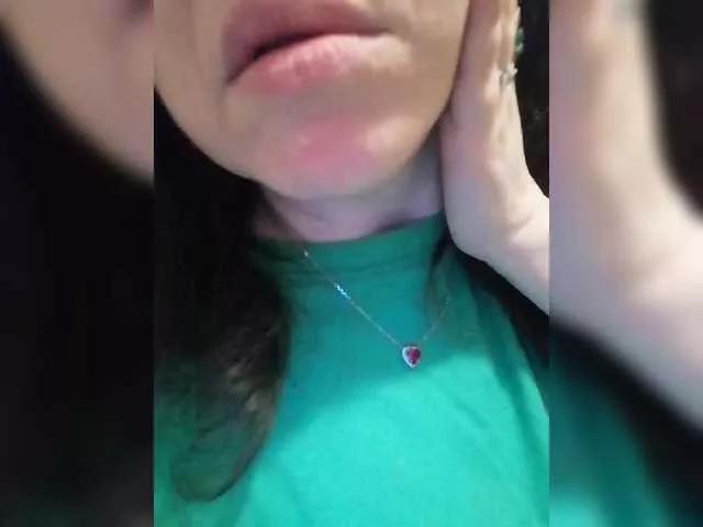 SweetDimond5 on BongaCams 