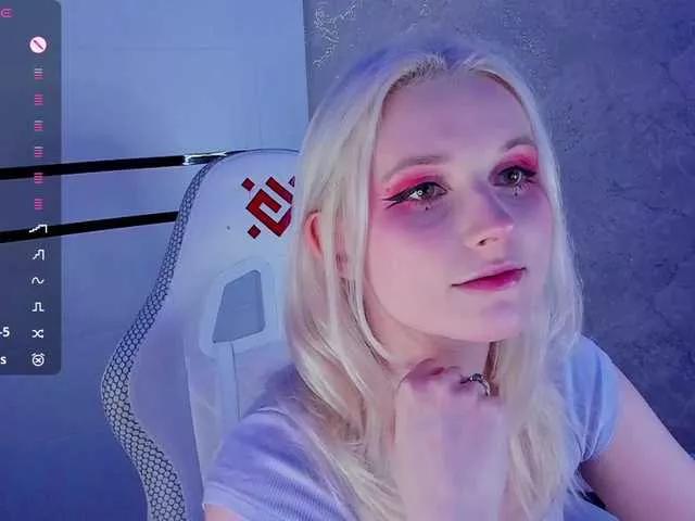 sweeteRose on BongaCams 