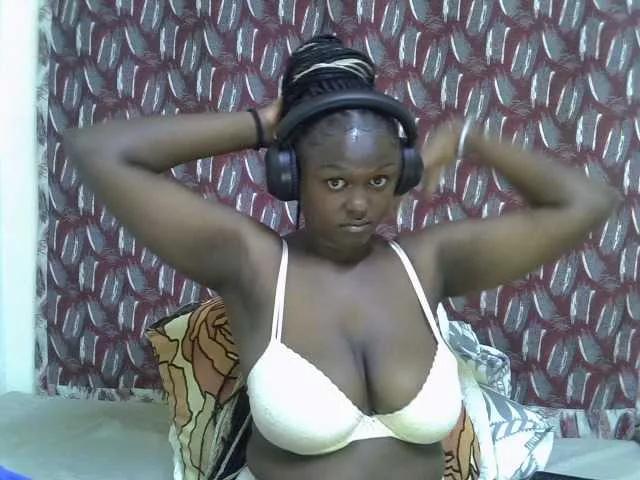 SweetHive on BongaCams 
