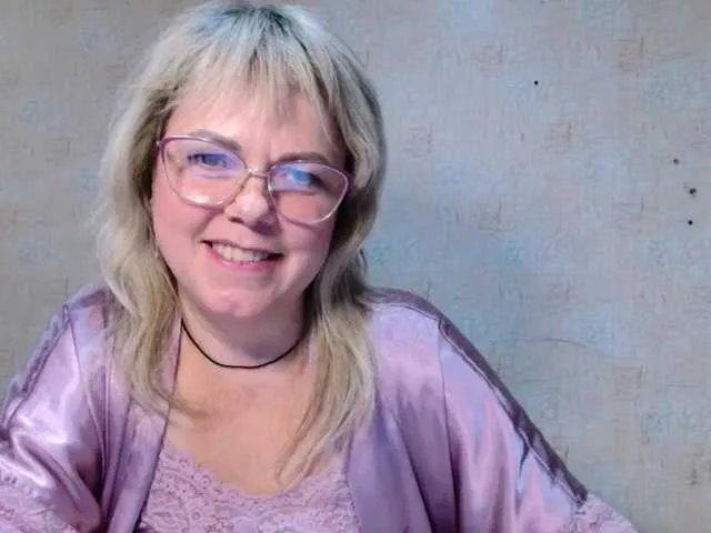 sweetsunset11 on BongaCams 