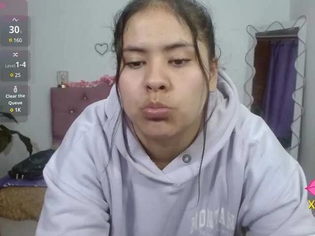 Talia-tay on BongaCams