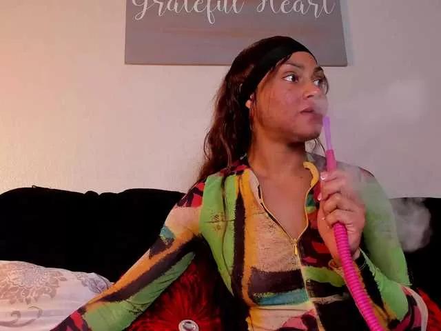 Yiauana on BongaCams 