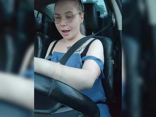 YourFunnyBlondiee from BongaCams is Freechat