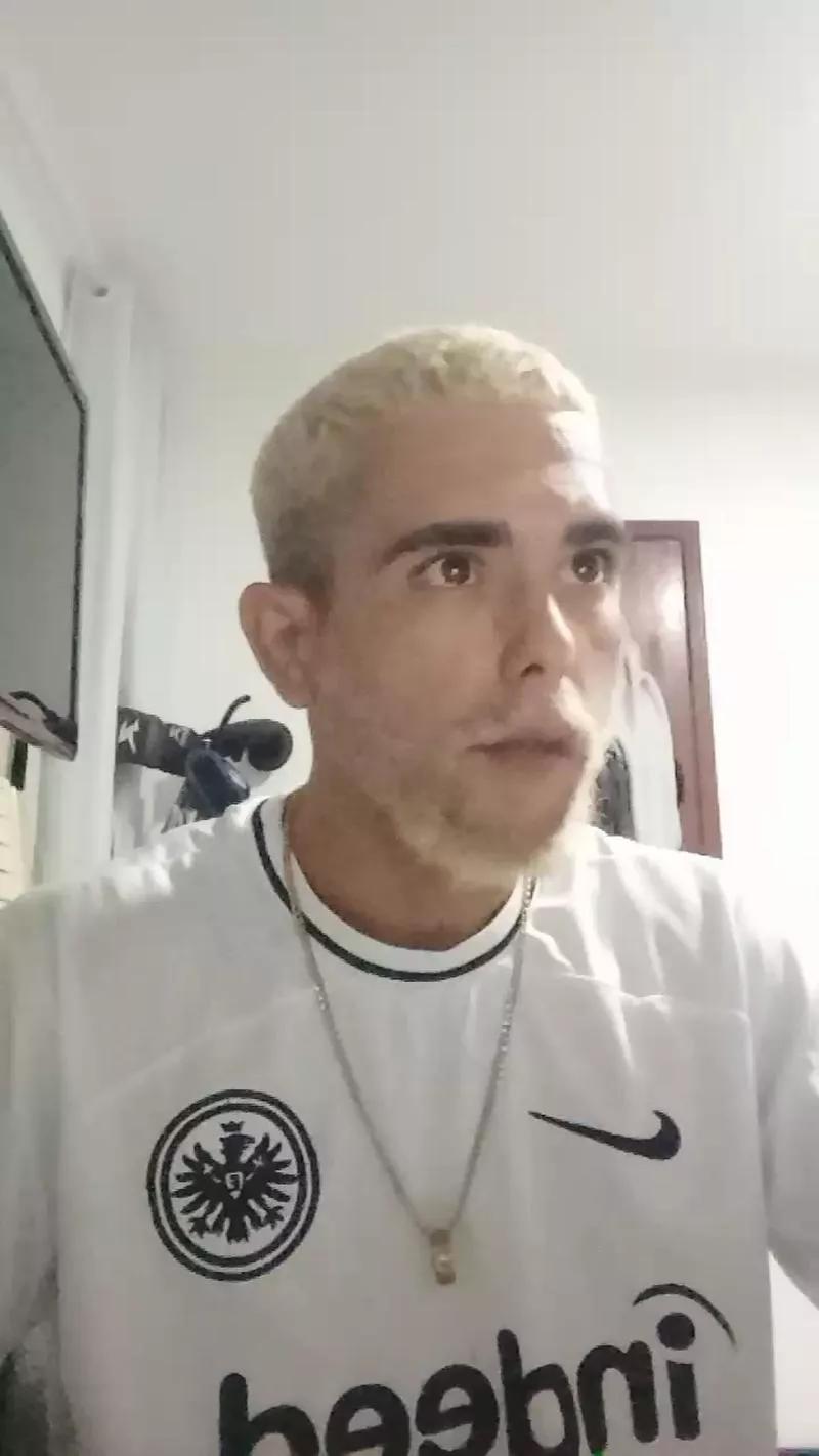 AbrahaoLutador on Cam4 
