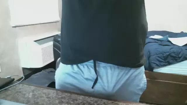 Adam8067 on Cam4 