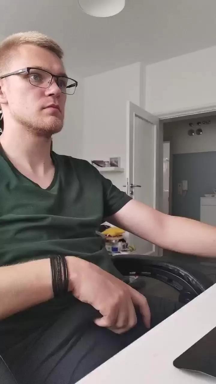 Aleex325
