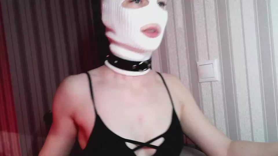 Get Close and Personal with Girls Webcams 24/7