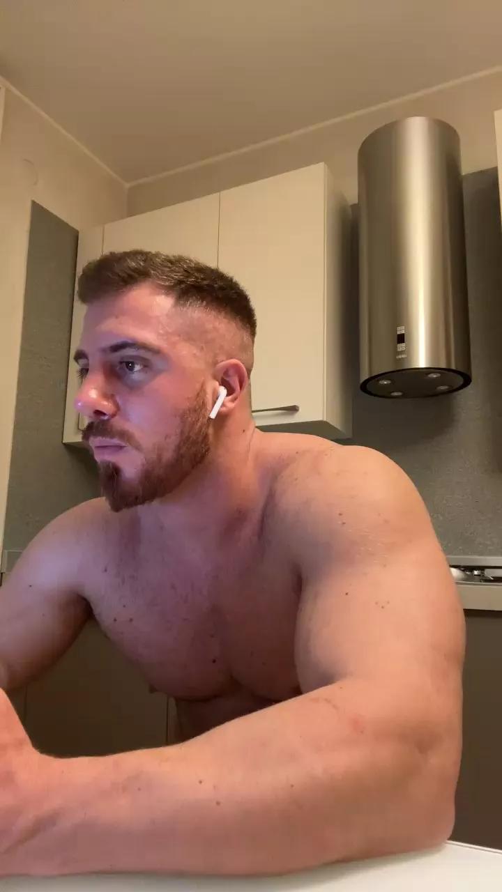 Bigwhitebull