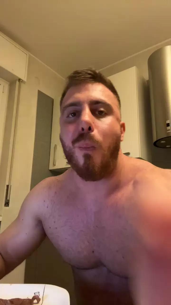 Bigwhitebull
