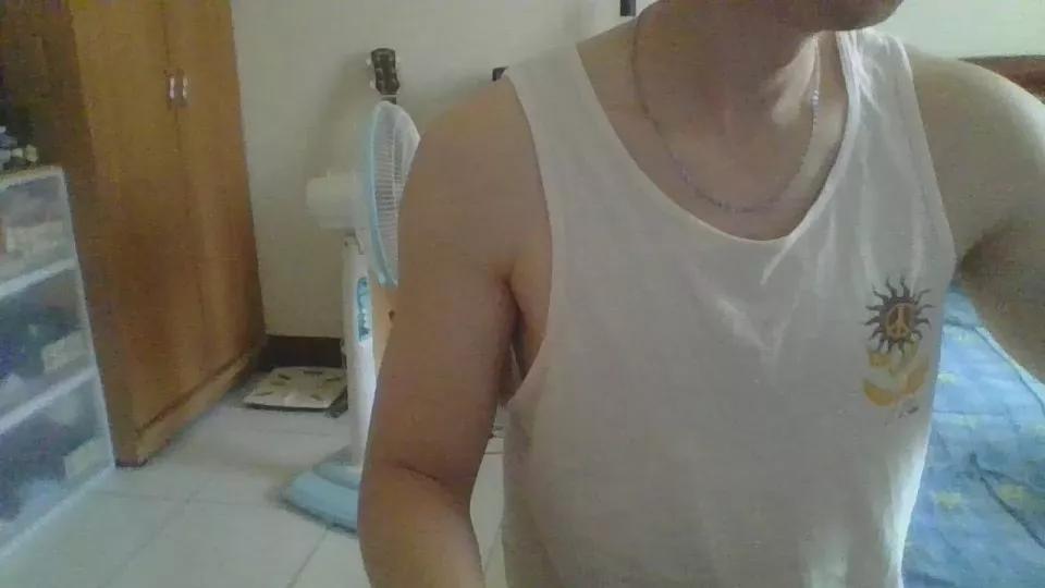 cutenewmemory22 on Cam4 